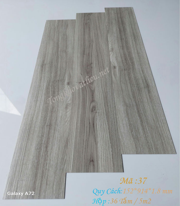 Sàn Nhựa Dán Keo M37 1.8*152*914 Mm Siêu Đẹp