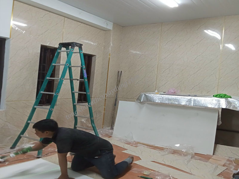 Cách Thi Công Tấm Nhựa Giả Đá Chi Tiết, Dễ Làm Nhất 2024