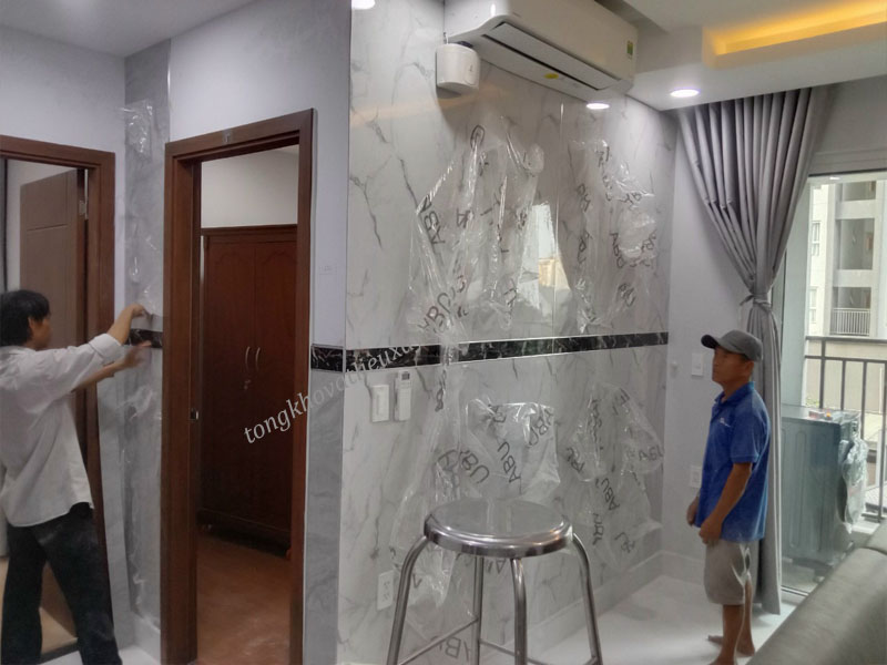 Giá Thi Công Tấm Nhựa Giả đá