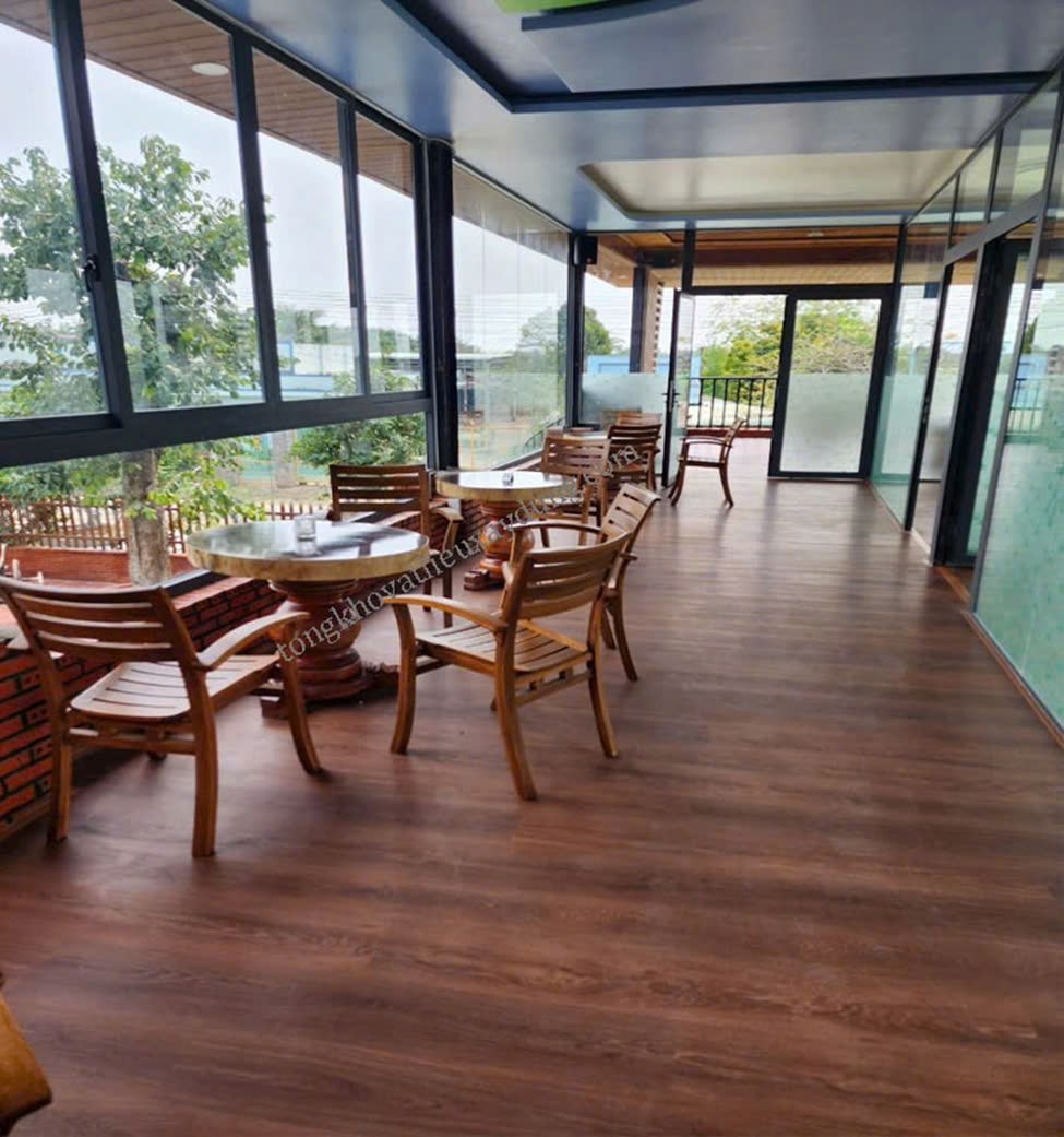 Sàn nhựa dán keo