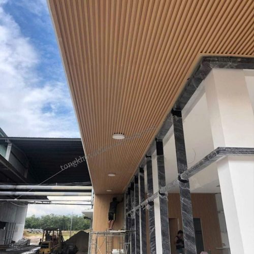 Lam Sóng Ngoài Trời Màu Teak