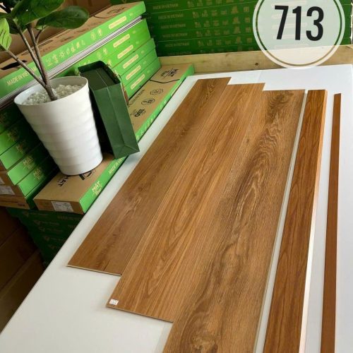 SÀN NHỰA HÈM KHOÁ 713