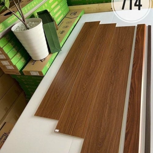 SÀN NHỰA HÈM KHOÁ 714