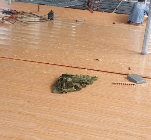 Tấm Nhựa Lót Sàn Chịu Lực